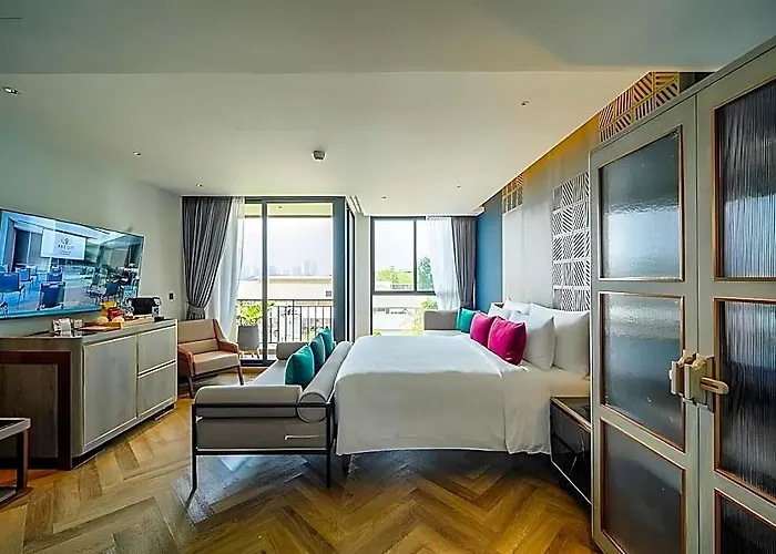 Hotel Six Hundred, Chao Phraya, By Preference, Managed By The Ascott Limited 5*